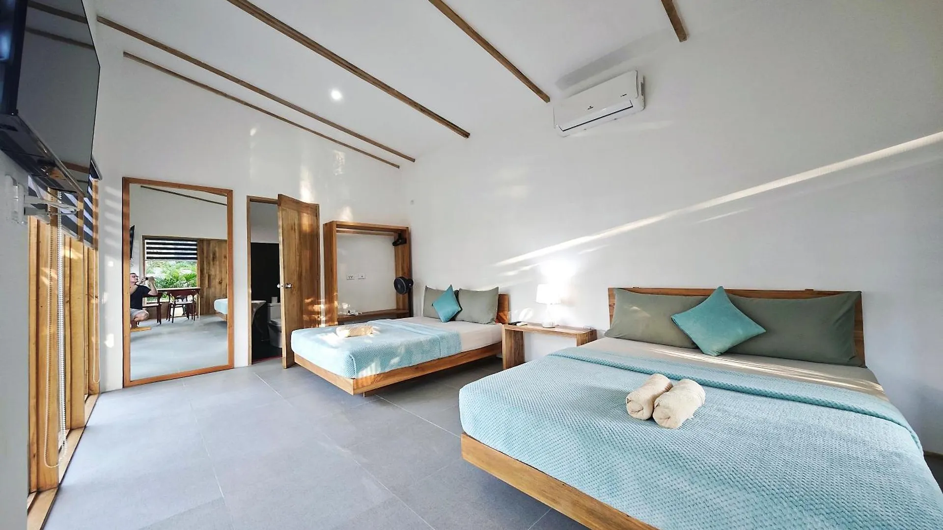 Island World Panglao Hotel 3*,  Philippines
